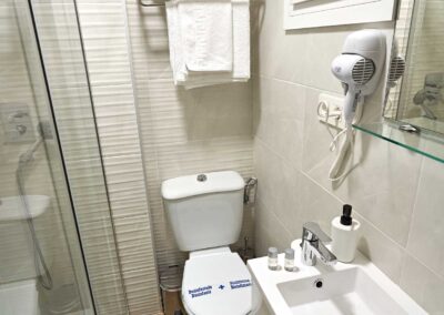 Apartamentos Isabel en Los Prados Malaga (2)