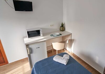Habitacion Doble Habitaciones Isabel Los Prados Malaga (3)